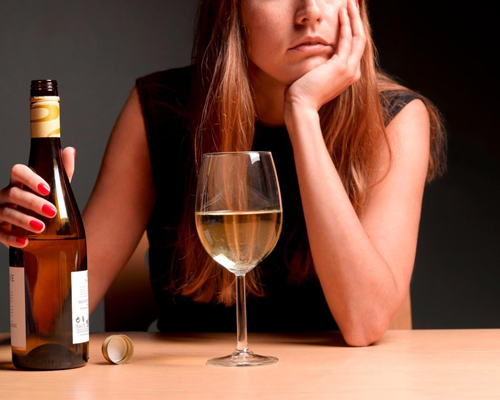 Анонимное лечение женского алкоголизма в Обояни